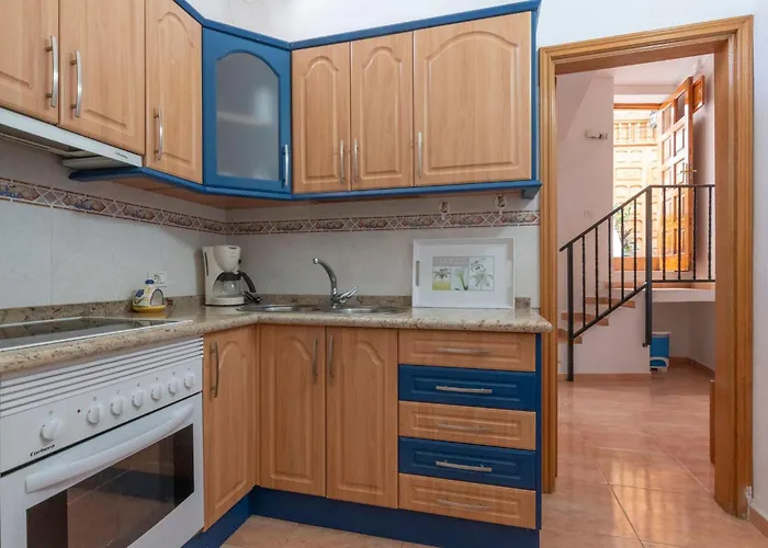 Semesterbostad Casa Fefa Santa Lucia